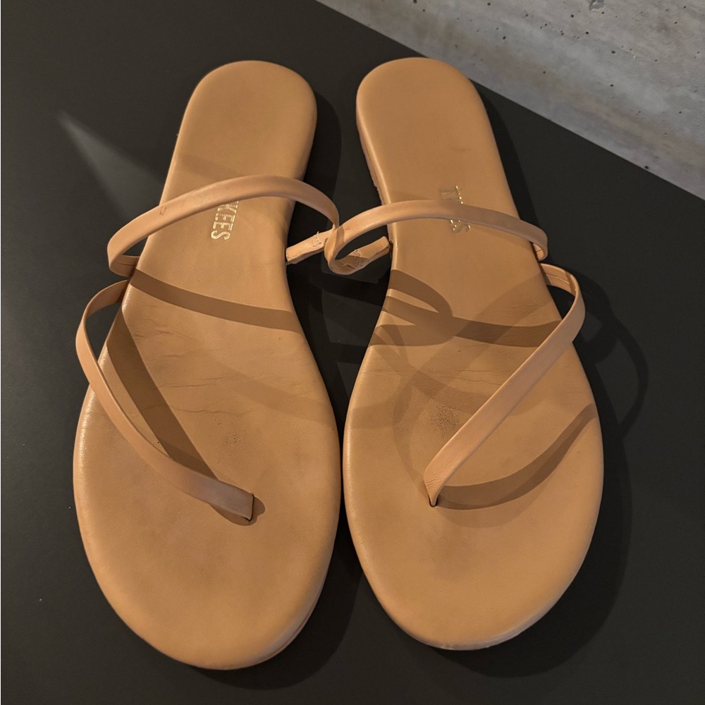 Tkees Sarit Sandals in Nude Colour